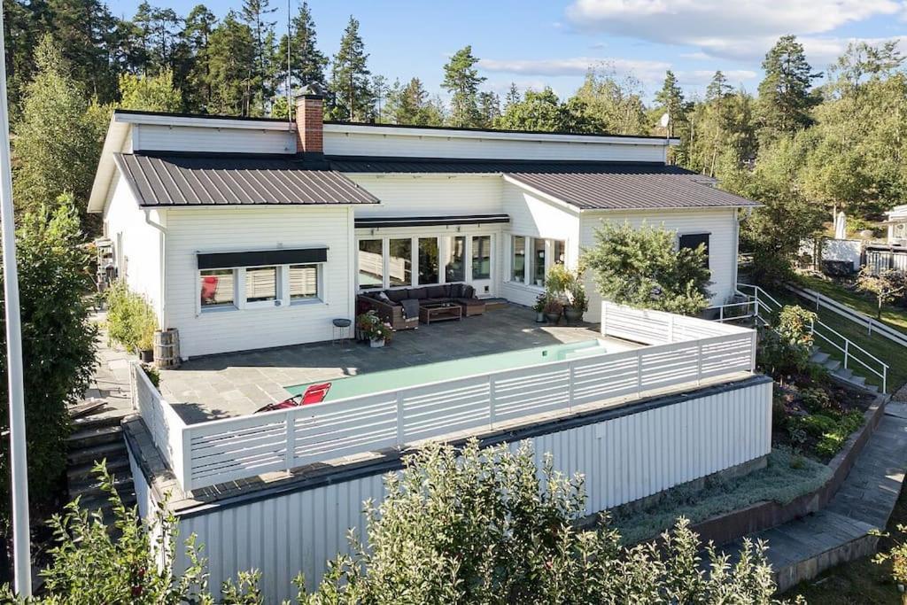 Villa Med Pool Och Bara 600M Till Havet! Труса Экстерьер фото